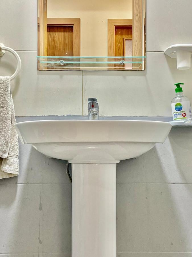 Travel In Style: 2br With Fast Wi-fi & Parking Apartment Tanger